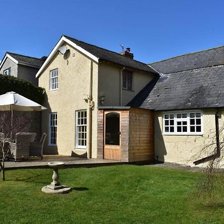 Cross Keys Cottage Holiday Let Bishop's Castle Εξωτερικό φωτογραφία