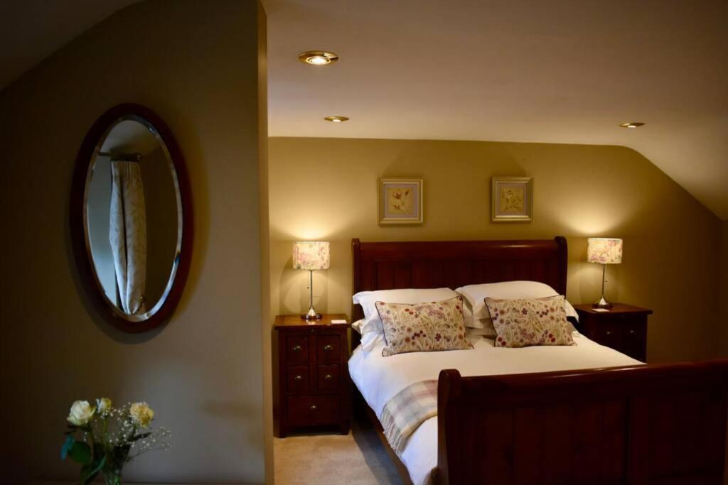 Cross Keys Cottage Holiday Let Bishop's Castle Εξωτερικό φωτογραφία