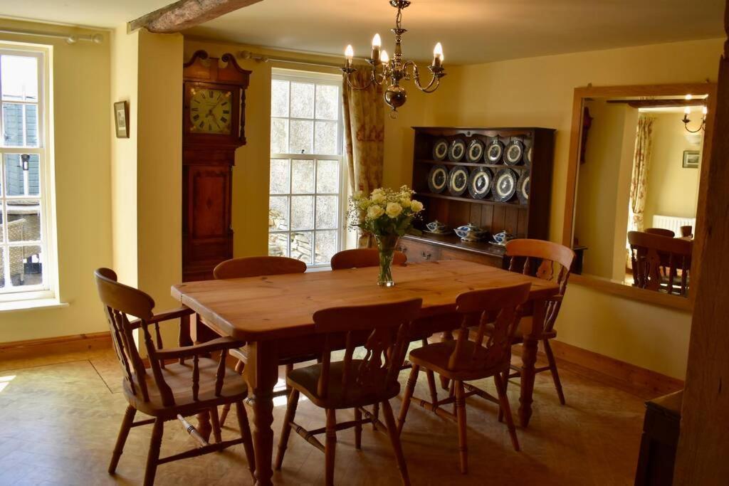 Cross Keys Cottage Holiday Let Bishop's Castle Εξωτερικό φωτογραφία